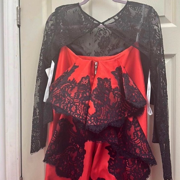 Prom dress - Picture 2 of 3